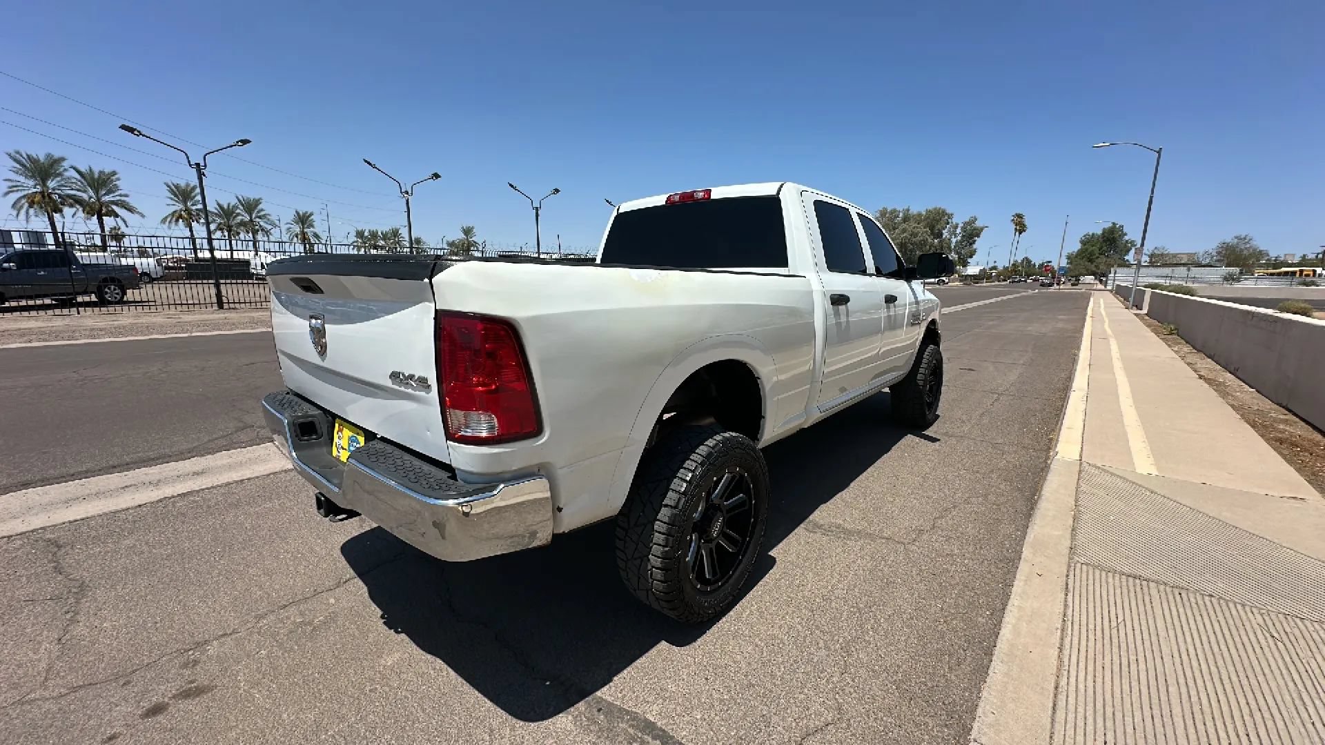 Used 2013 RAM 2500 Tradesman w/ Chrome Appearance Group AWD/4WD image 4