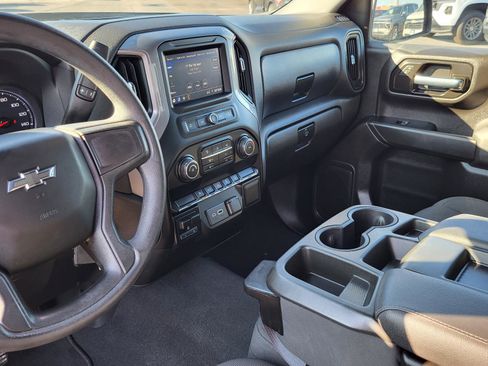 Used 2022 Chevrolet Silverado 1500 Custom Trail Boss w/ LPO, Dark Essentials Package image 23