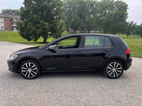 Used 2016 Volkswagen Golf SE image 6
