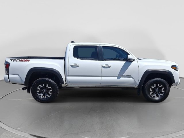 Used 2023 Toyota Tacoma TRD Off-Road w/ Advanced Technology Package AWD/4WD image 7