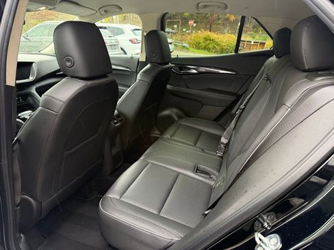 Used 2023 Buick Envision Essence image 19