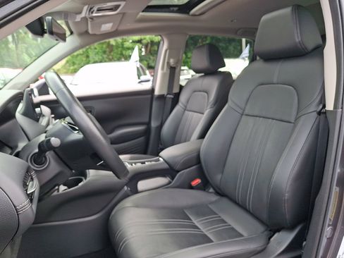 Used 2023 Honda HR-V EX-L image 12