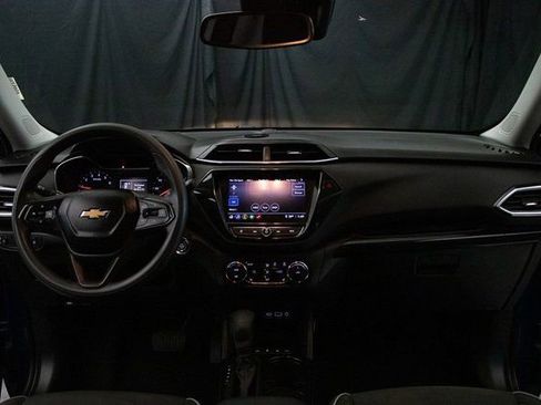 Used 2021 Chevrolet TrailBlazer LT w/ Convenience Package AWD/4WD image 21