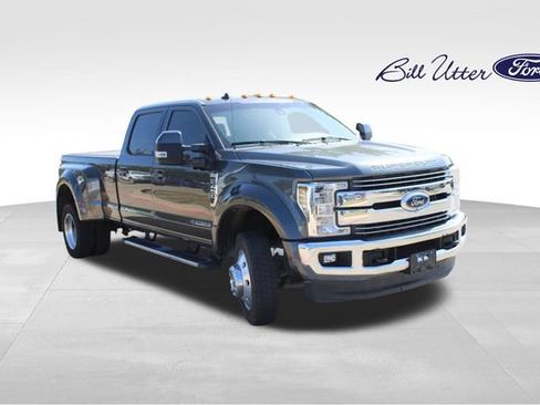 Used 2019 Ford F450 Lariat w/ Lariat Ultimate Package AWD/4WD image 1