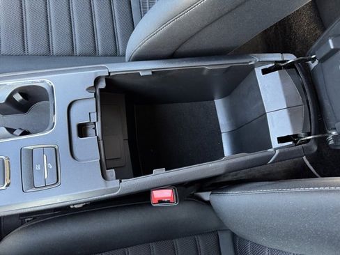 Certified 2020 Ford Fusion SE image 17