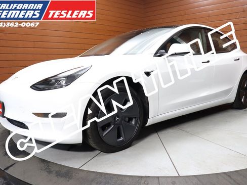 Used 2023 Tesla Model 3 Standard Range RWD image 1
