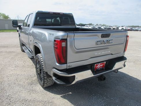 New 2026 GMC Sierra 2500 SLT w/ SLT Premium Package AWD/4WD image 11