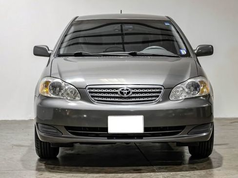 Used 2006 Toyota Corolla LE image 9
