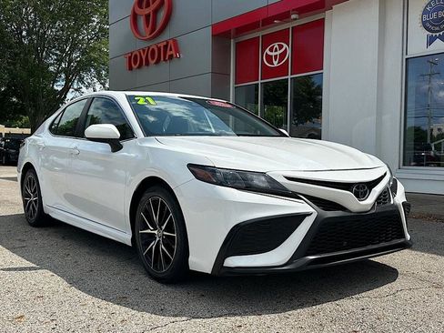 Certified 2021 Toyota Camry SE FWD image 8