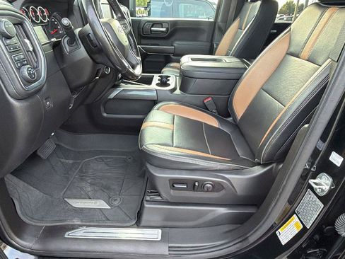 Used 2021 Chevrolet Silverado 2500 LTZ w/ Carhartt Edition AWD/4WD image 18