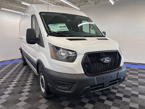 New 2026 Ford Transit 250 148 Medium Roof RWD image 11