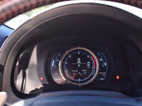 Used 2017 Lexus RC 200t F Sport image 17