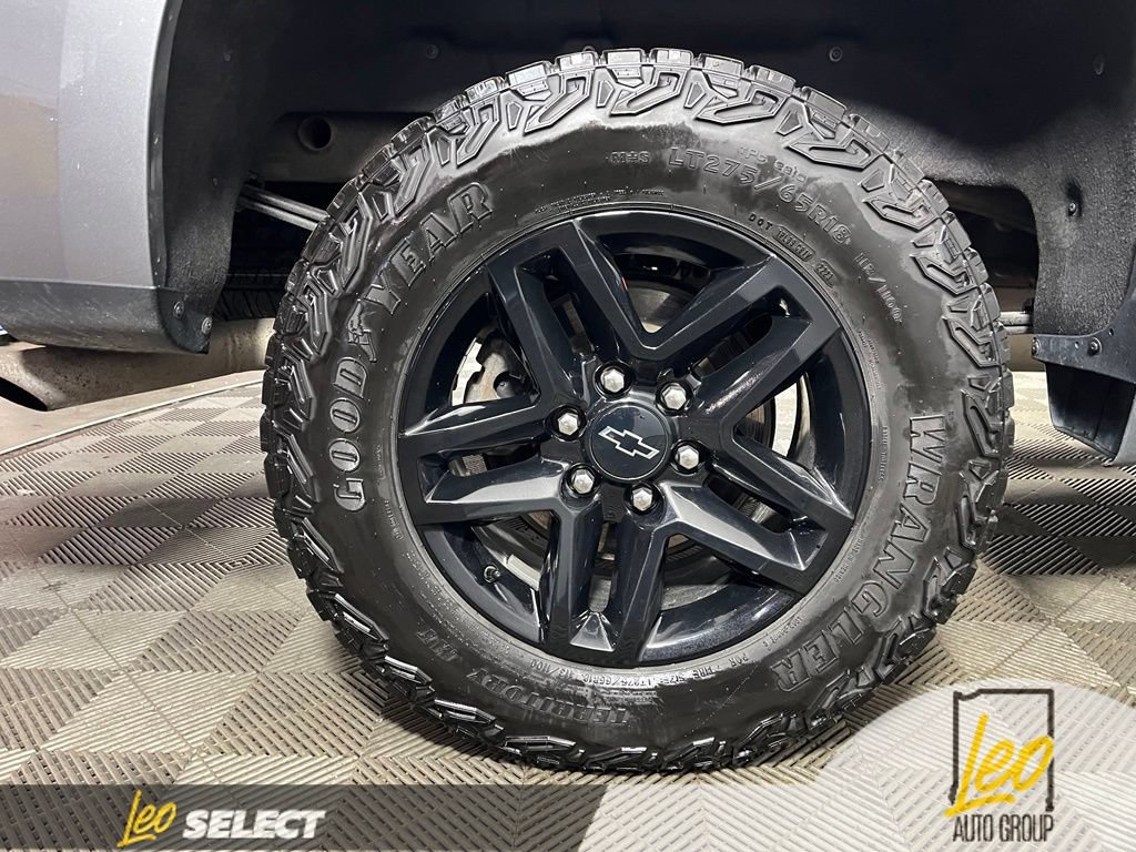 Used 2023 Chevrolet Silverado 1500 Custom Trail Boss AWD/4WD image 29
