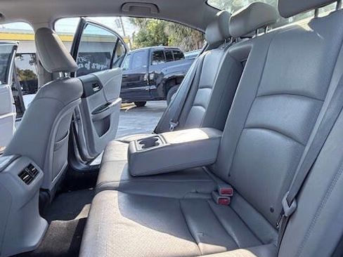 Used 2013 Honda Accord EX-L image 9