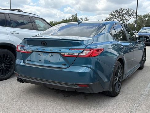 Certified 2025 Toyota Camry SE w/ Convenience Package image 4