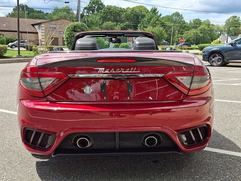 Used 2019 Maserati GranTurismo MC RWD image 5