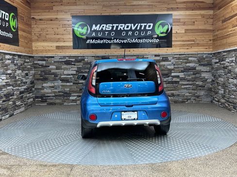 Used 2017 Kia Soul + w/ Designer's Package image 11