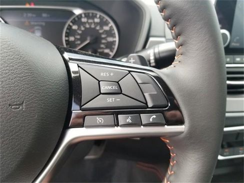 New 2025 Nissan Altima 2.5 SR image 16