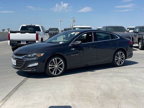 Used 2023 Chevrolet Malibu LT FWD image 2