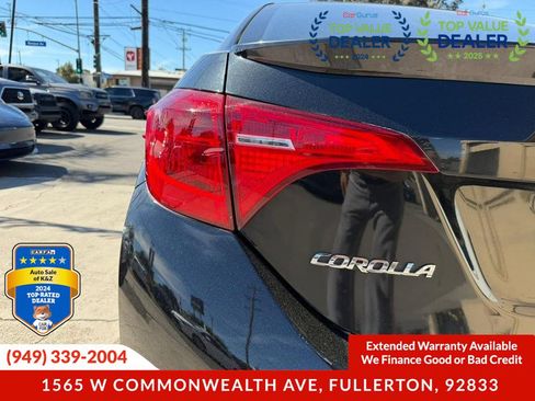 Used 2019 Toyota Corolla SE w/ Carpet Mat Package (TMS) FWD image 15