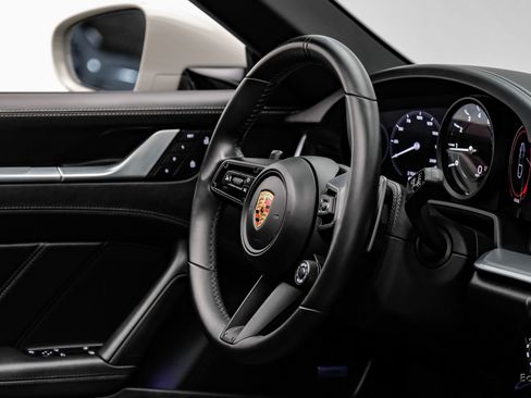 Used 2022 Porsche 911 Targa 4S AWD/4WD image 59