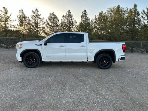 Used 2021 GMC Sierra 1500 Elevation w/ X31 Off-Road Package AWD/4WD image 3