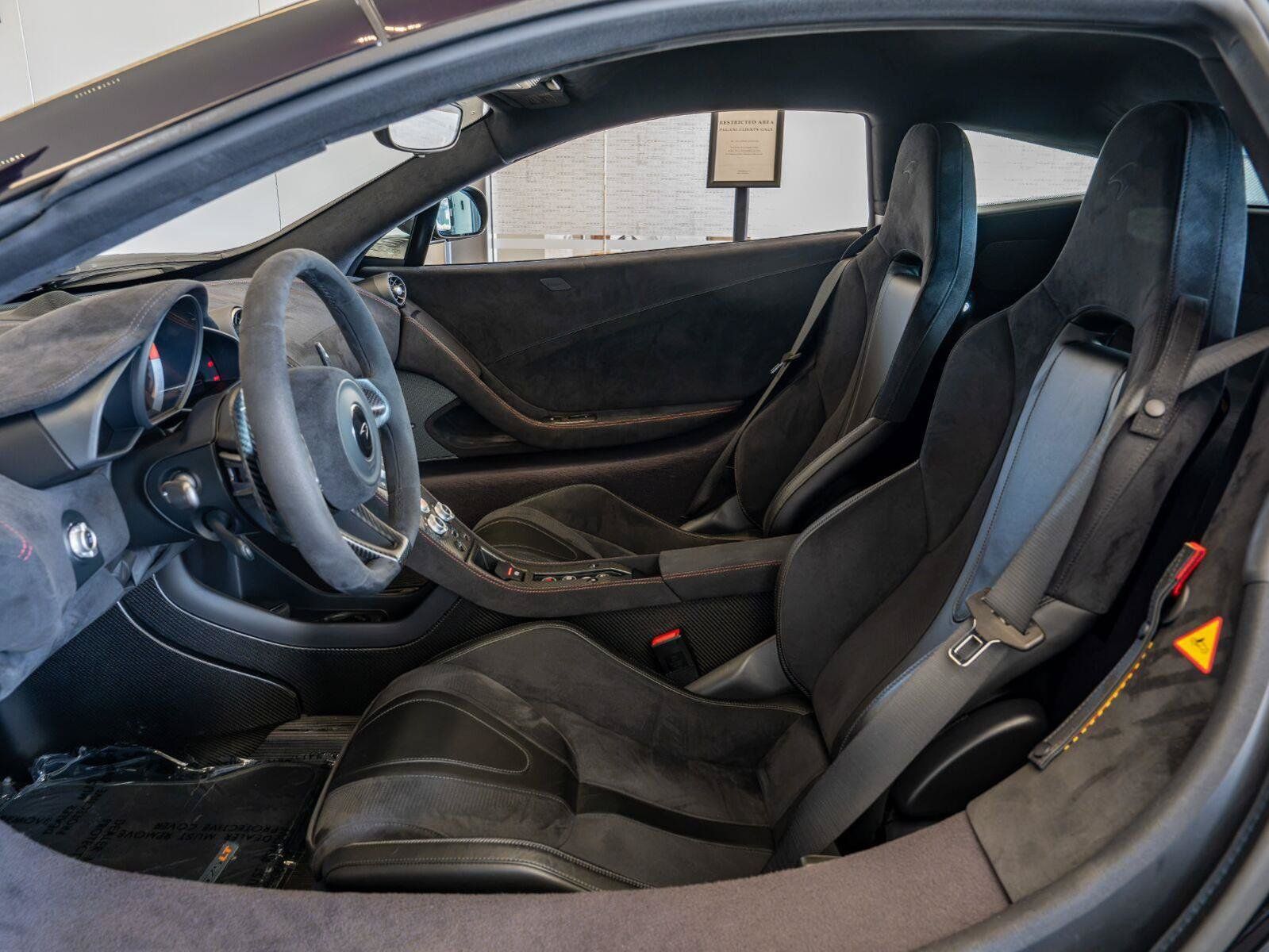 Used 2016 McLaren 675LT Coupe RWD image 61