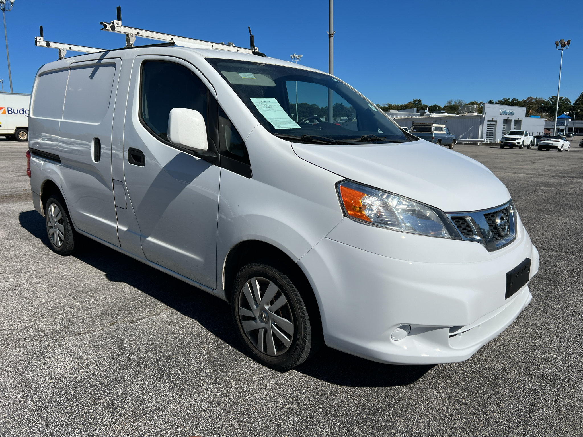 Used 2020 Nissan NV200 SV FWD image 1