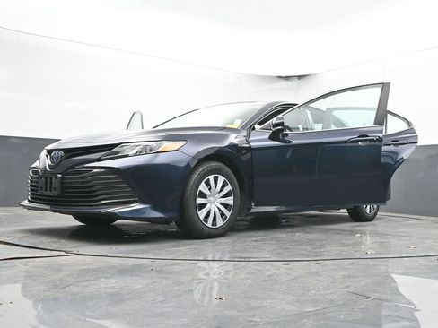 Used 2018 Toyota Camry LE w/ Audio Package FWD image 71