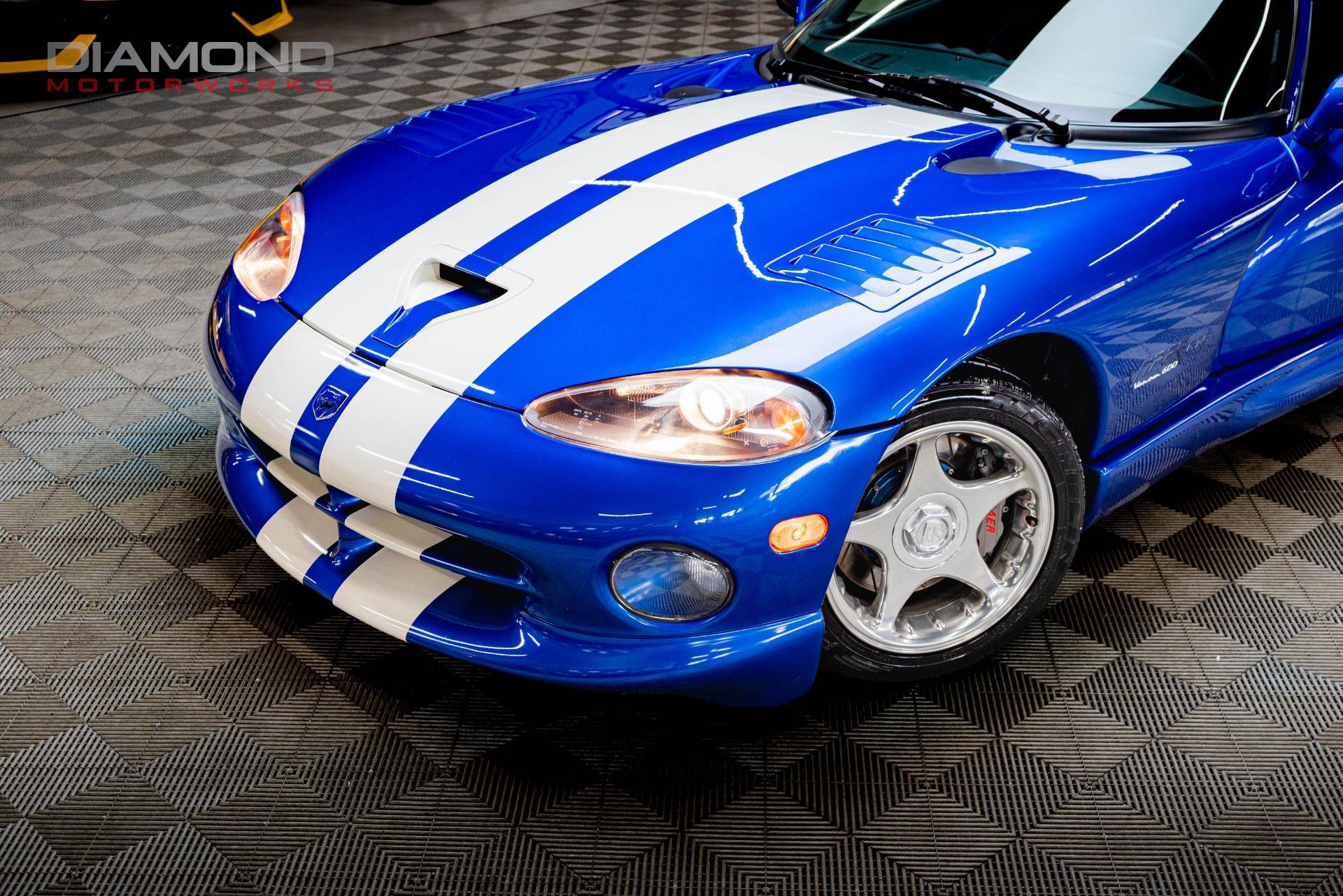 Used 1996 Dodge Viper GTS RWD image 11
