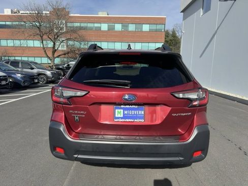 Used 2024 Subaru Outback Premium w/ Popular Package #1A image 7