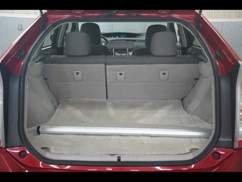 Used 2014 Toyota Prius Three w/ Solar Roof Package FWD image 33