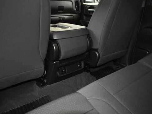 Used 2021 Chevrolet Silverado 1500 Custom w/ LPO, Dark Essentials Package AWD/4WD image 17