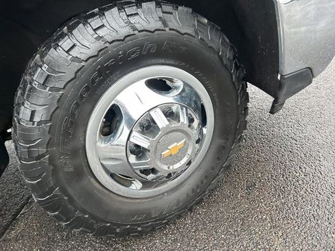 Used 2025 Chevrolet Silverado 3500 LT w/ All Star Edition image 9