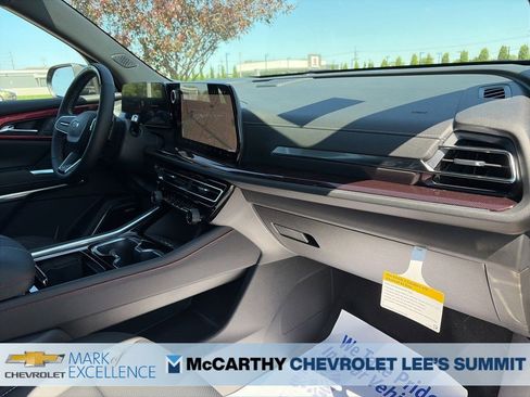 New 2026 Chevrolet Traverse Z71 w/ Enhanced Driving Package AWD/4WD image 28