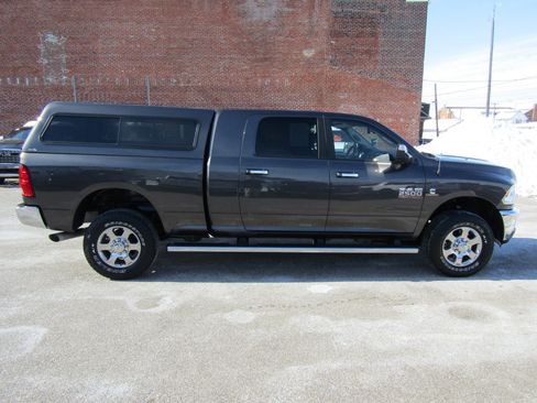 Used 2018 RAM 2500 Big Horn image 2