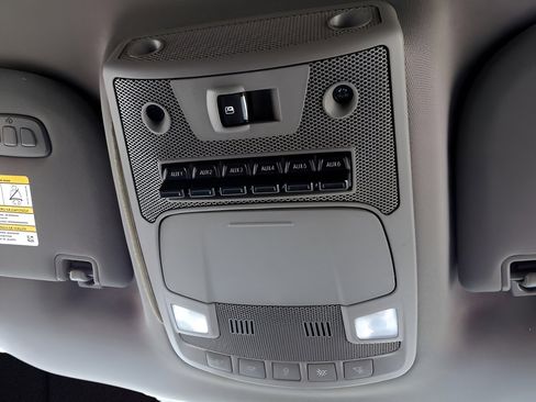 Used 2017 Ford F250 Lariat w/ Lariat Value Package image 13