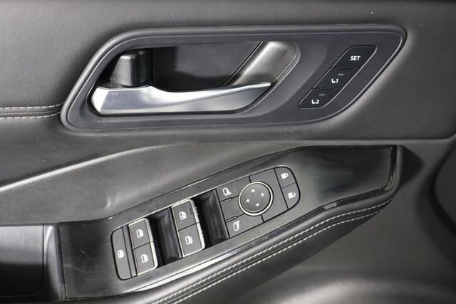 Used 2023 Nissan Rogue SL FWD image 19
