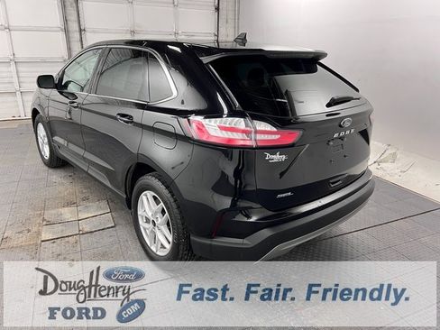 Used 2023 Ford Edge SEL image 5