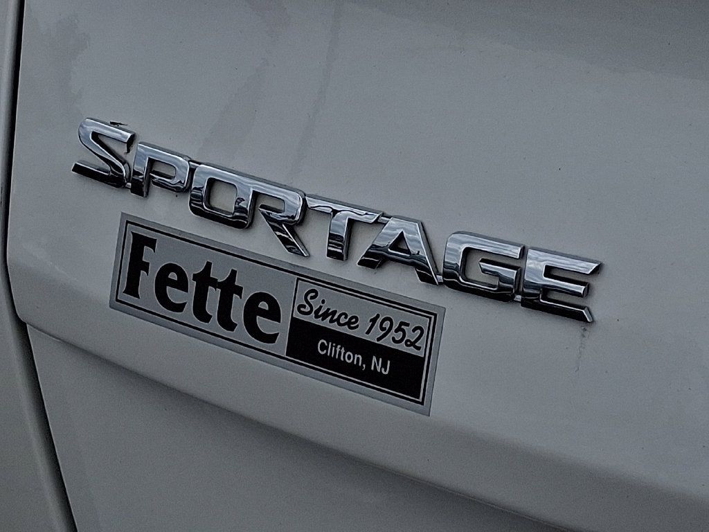 Certified 2022 Kia Sportage SX AWD/4WD image 33