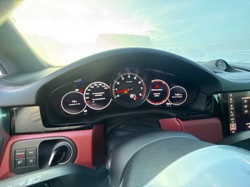 Used 2021 Porsche Cayenne S w/ Premium Package Plus AWD/4WD image 9