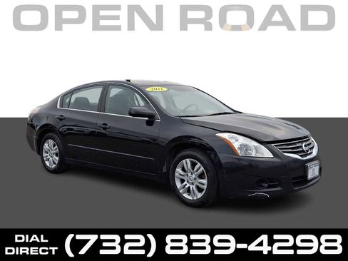 Used 2011 Nissan Altima 2.5 S w/ Convenience Pkg image 1
