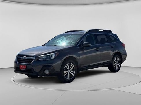 Used 2019 Subaru Outback 2.5i Limited w/ Popular Package #2 AWD/4WD image 9