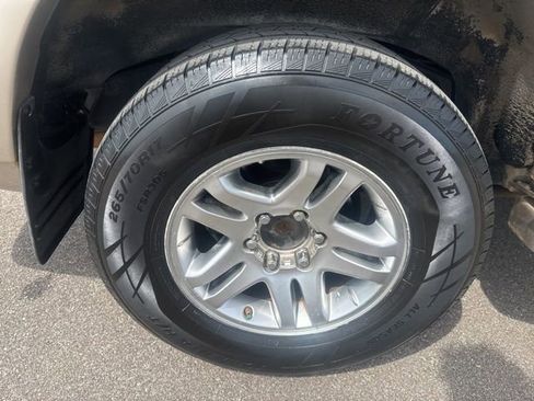 Used 2005 Toyota Sequoia SR5 RWD image 12