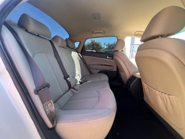 Used 2016 Kia Optima LX FWD image 12