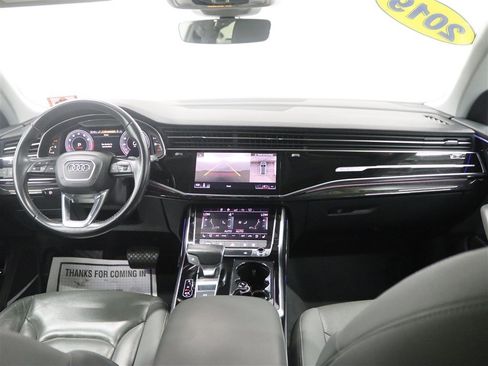 Used 2019 Audi Q8 Premium Plus w/ Premium Plus AWD/4WD image 26