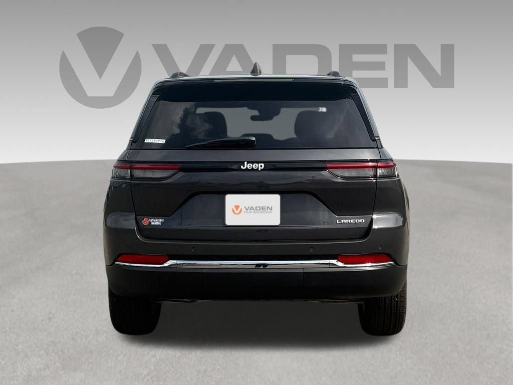 New 2026 Jeep Grand Cherokee Laredo X RWD image 20