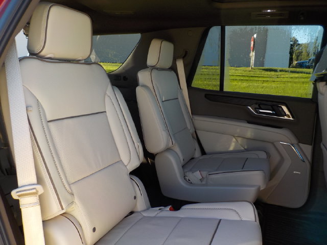 New 2026 GMC Yukon Denali w/ Denali Reserve Package AWD/4WD image 26