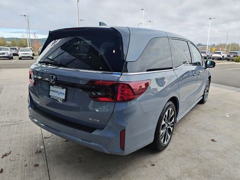 New 2026 Honda Odyssey Elite image 5