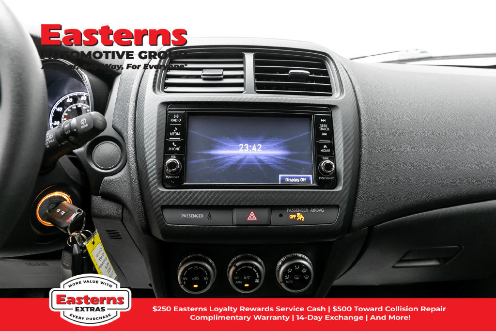 Used 2025 Mitsubishi Outlander Sport SE AWD/4WD image 13